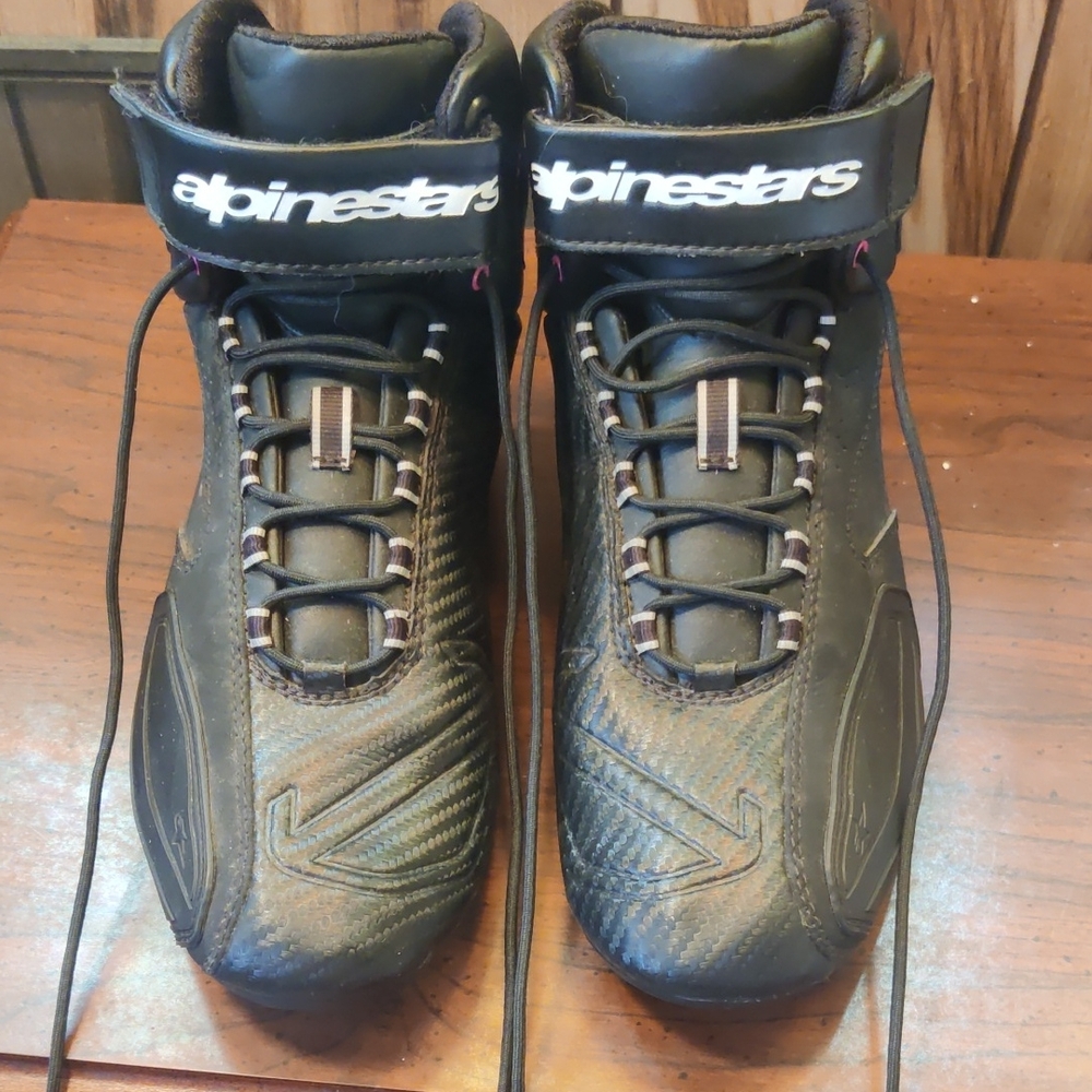 Alpinestars Black High-Top Boots!